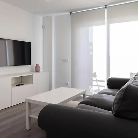Apartment At123 Reformado, En El Centro Del Pueblo, Solamente 500m De La Playa *