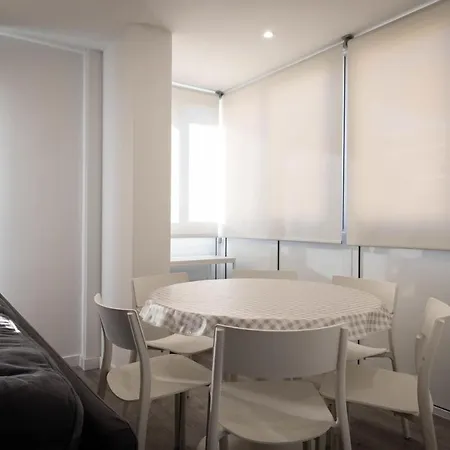 Apartment At123 Reformado, En El Centro Del Pueblo, Solamente 500m De La Playa